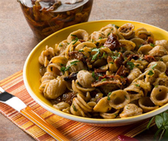 Sundried Tomato & Tonno Orecchiette